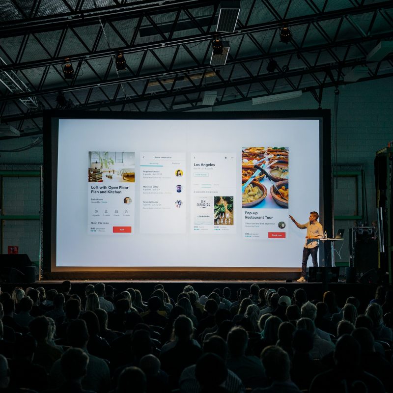 Top Pitch Deck Experts & Design Consultants